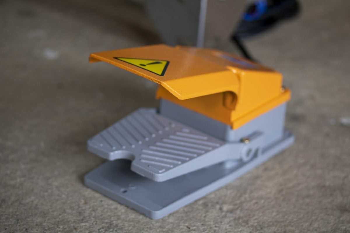 Foot_Pedal_Operated-scaled-e1636731933826